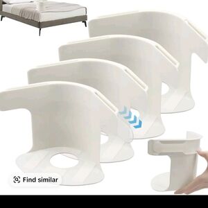Set of 4 White Bed Sheet Holder Clips